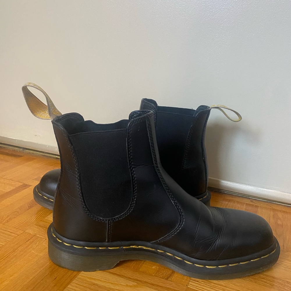 Dr. Martens unisex Vegan Felix Chelsea Boots - Picture 3 of 7